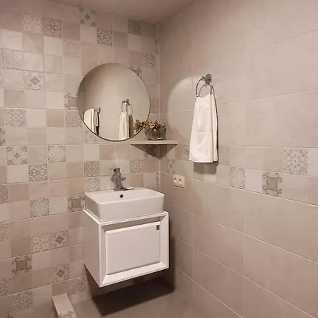 Number 4 - Apartment In Old Tbilisi Exterior photo
