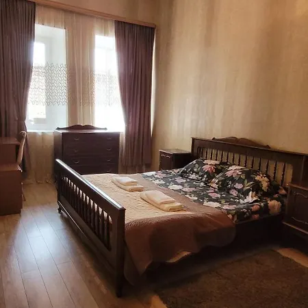 Number 4 - Apartment In Old Tbilisi Exterior photo